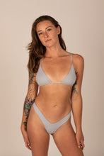 Load image into Gallery viewer, Erzulie Top - Wolf
